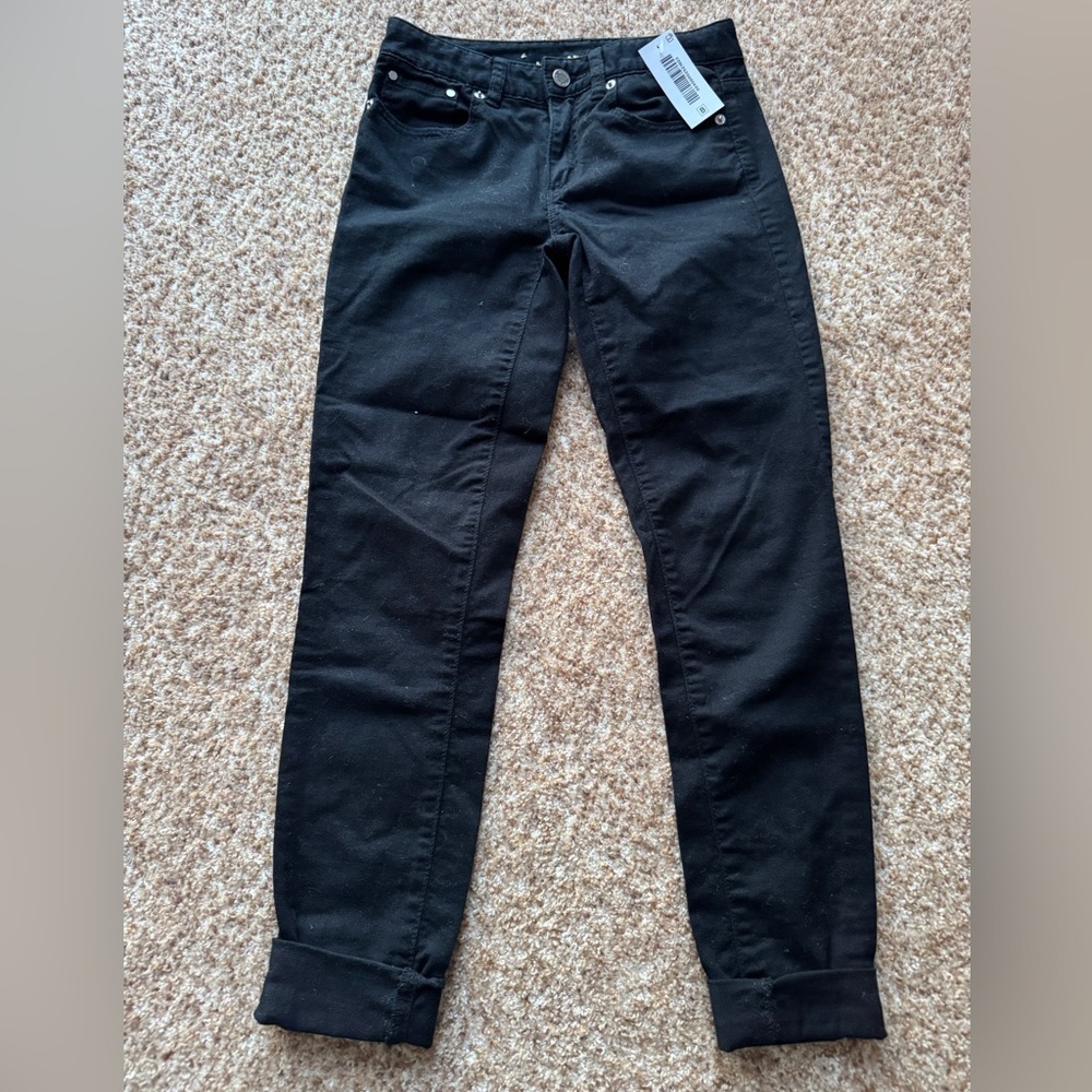NWT Michael Michael Kors Black Ladies Cropped Jeans Size  00